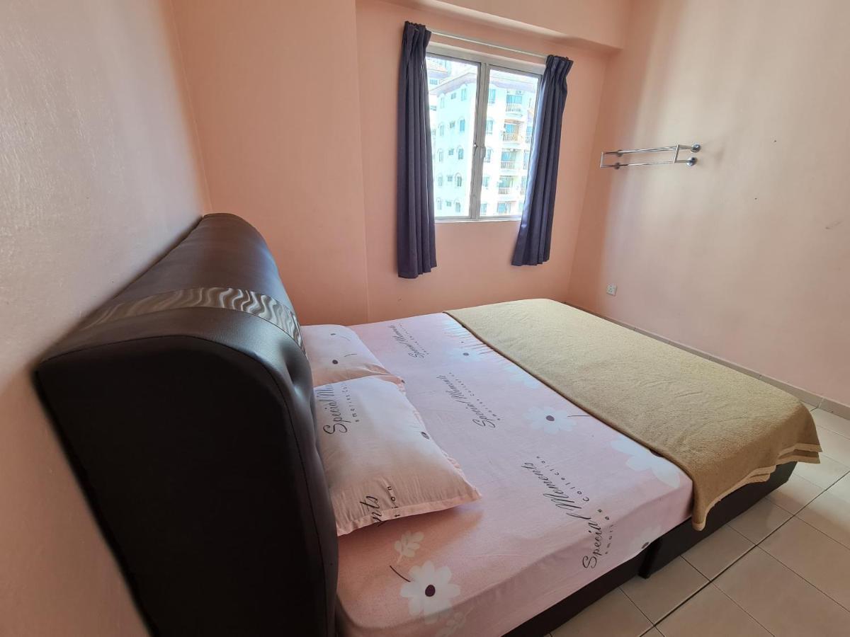 Sunshine Bay Apartemen *